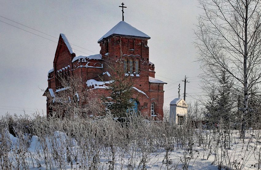 Церковь Гурия, Самона и Авива, Трёхсвятское (Малоярославецкий район, Калужская область). фасады