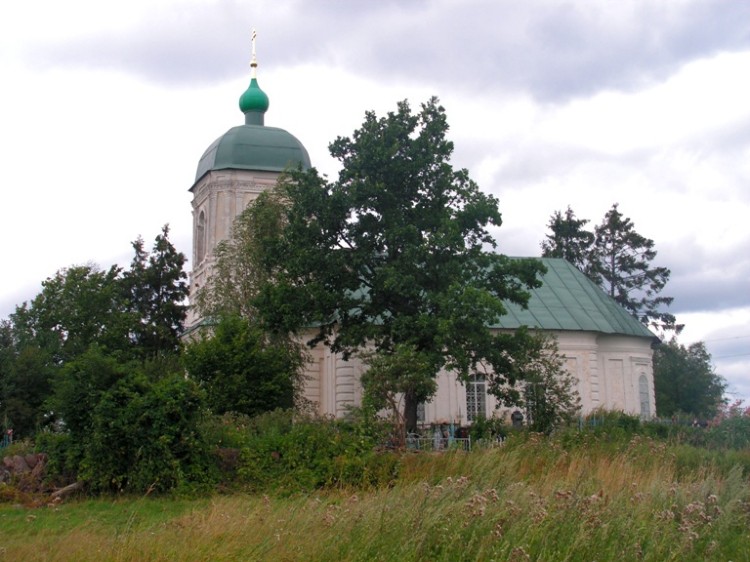 Торопец. Церковь Жён-мироносиц. фасады