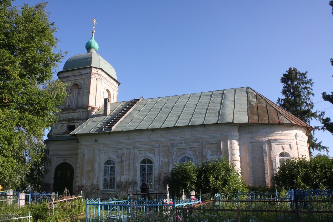 Торопец. Церковь Жён-мироносиц. фасады