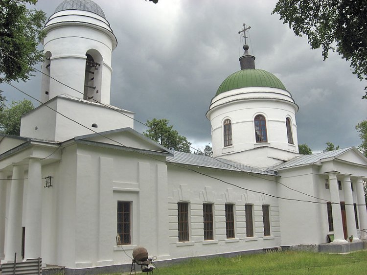 Церковь Покрова Пресвятой Богородицы, Бытошь (Дятьковский район, Брянская область). архитектурные детали