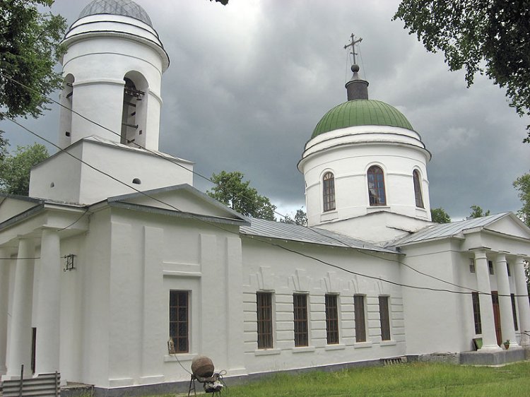 Бытошь. Церковь Покрова Пресвятой Богородицы. архитектурные детали