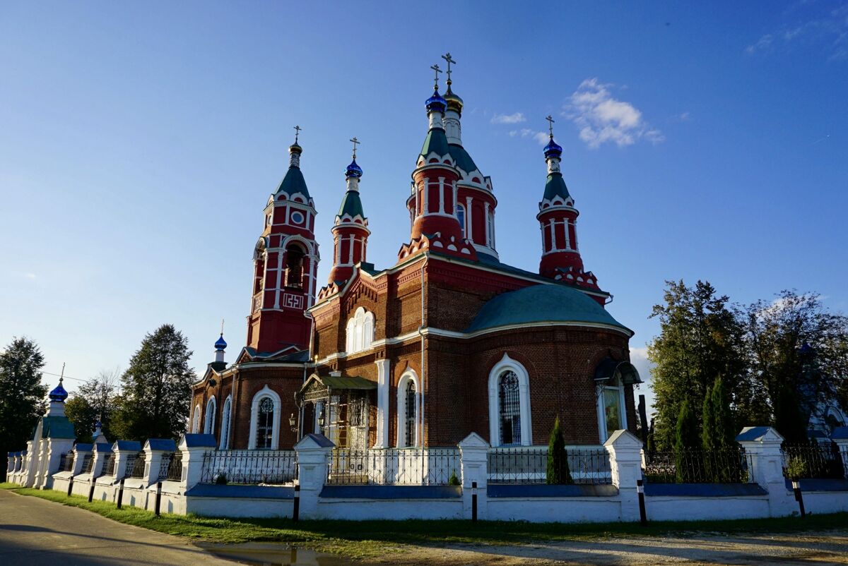 Церковь Георгия Победоносца (новая), Игнатьево (Раменский район и гг. Бронницы, Жуковский, Московская область). фасады