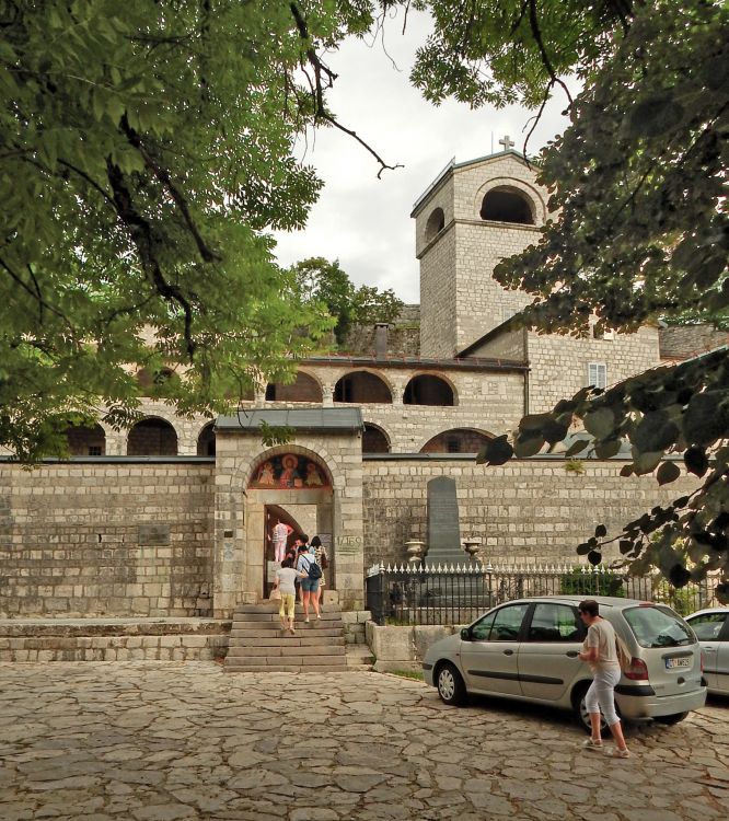 Петра Цетиньского, монастырь, Цетинье (Черногория, Прочие страны). фасады