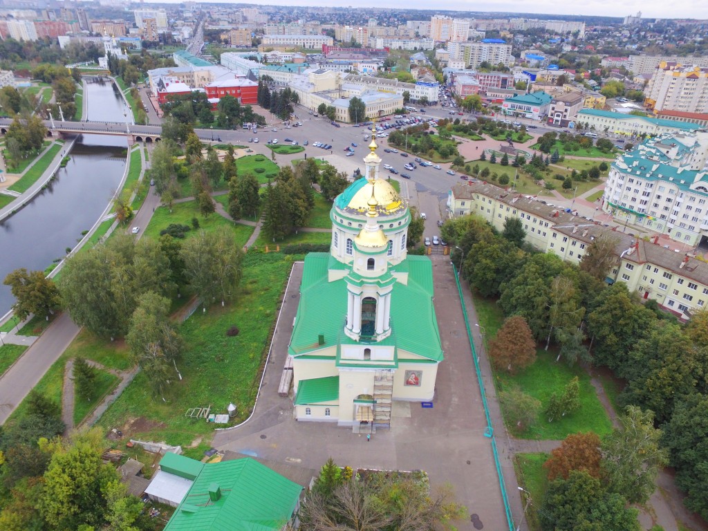 Орёл. Собор Михаила Архангела. общий вид в ландшафте, Вид с запада, фото с квадрокоптера.