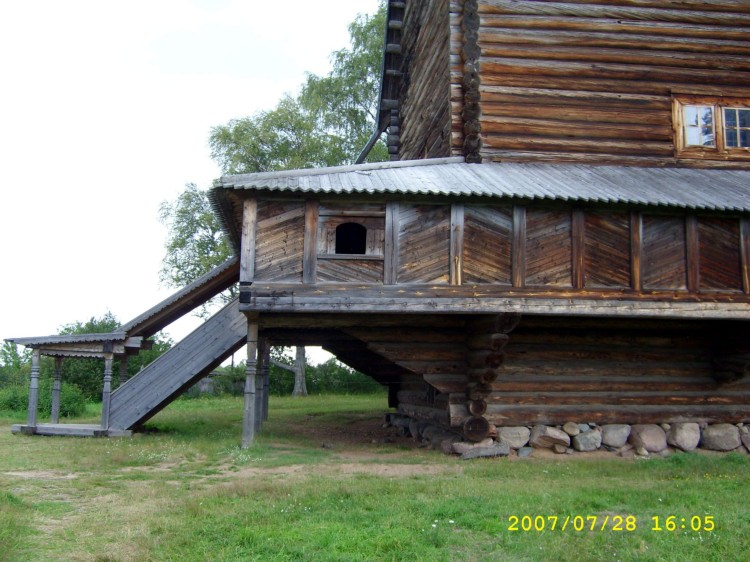 Ширково. Церковь Рождества Иоанна Предтечи (деревянная). архитектурные детали