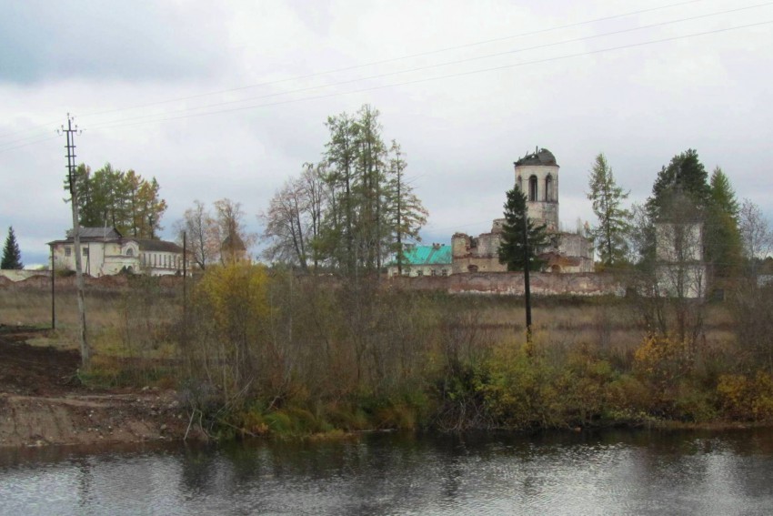 Ошевенское. Александро-Ошевенский монастырь. общий вид в ландшафте, вид с юго-востока