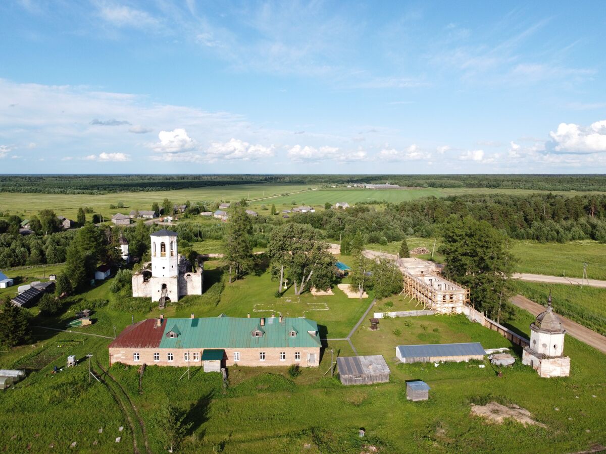 Александро-Ошевенский монастырь, Ошевенское (Каргопольский район, Архангельская область). общий вид в ландшафте
