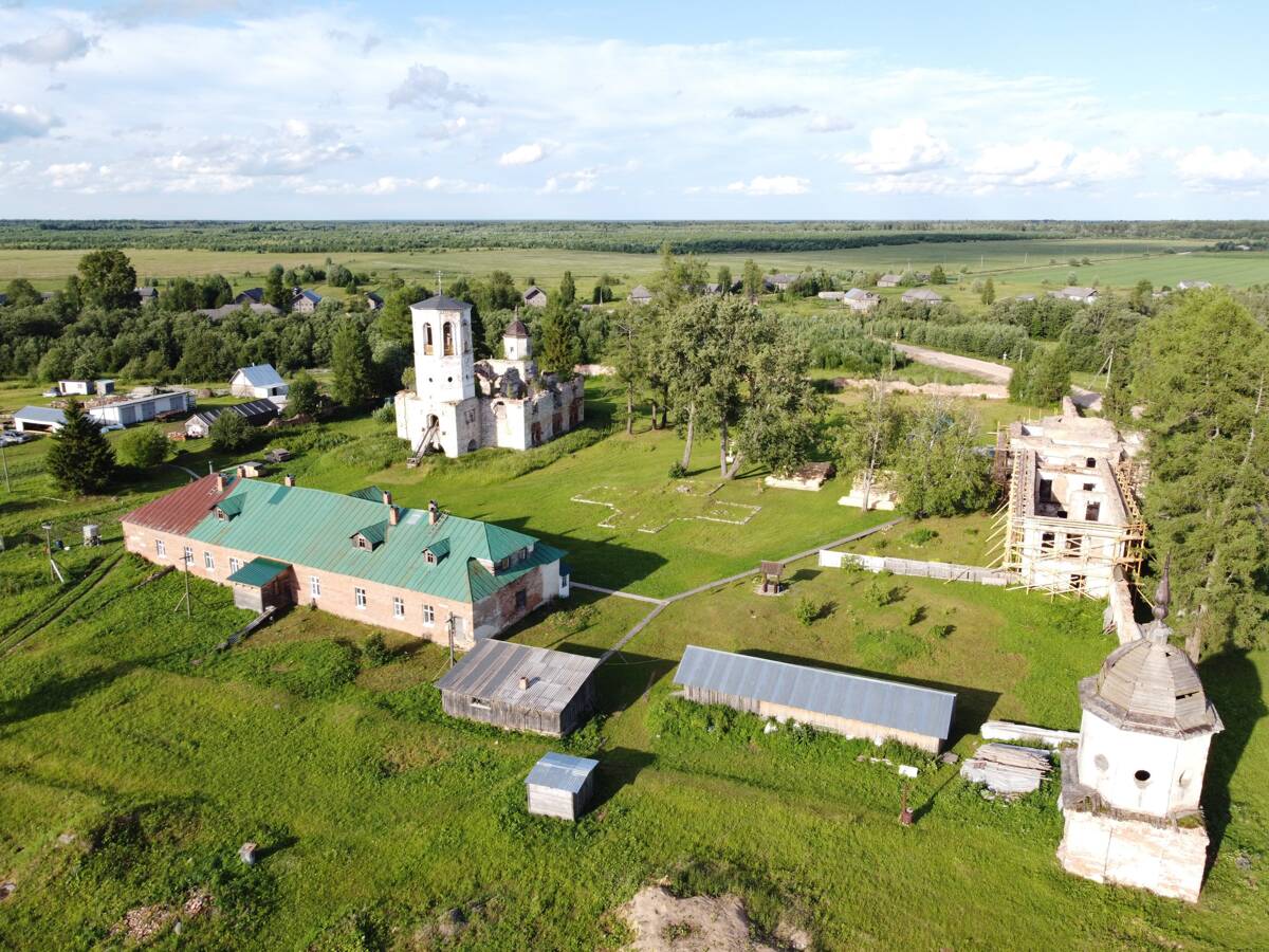 Александро-Ошевенский монастырь, Ошевенское (Каргопольский район, Архангельская область). общий вид в ландшафте
