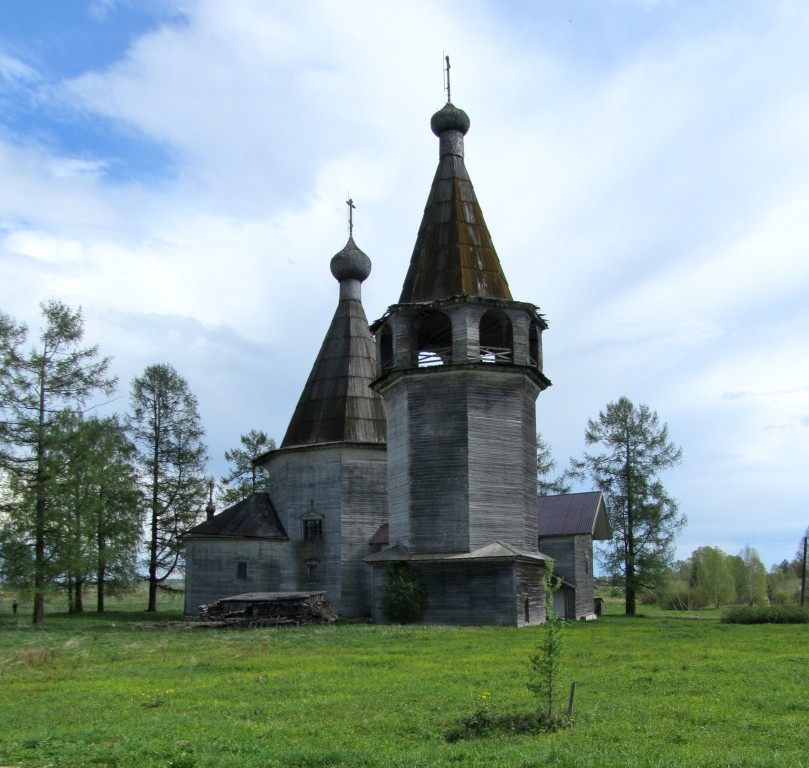 Церковь Богоявления Господня, Погост (Ошевенск) (Каргопольский район, Архангельская область). фасады