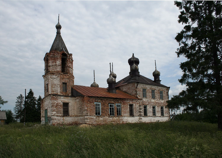 Церковь Георгия Победоносца, Наволочный (Река) (Каргопольский район, Архангельская область). фасады
