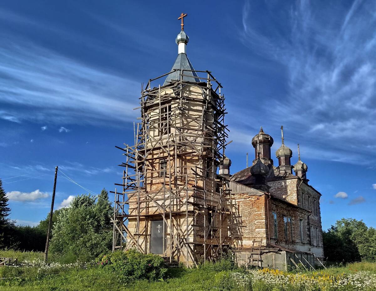 Церковь Георгия Победоносца, Наволочный (Река) (Каргопольский район, Архангельская область). фасады