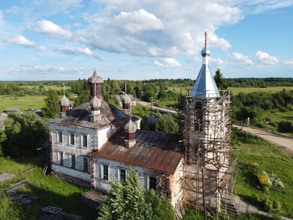 Церковь Георгия Победоносца, Наволочный (Река) (Каргопольский район, Архангельская область). фасады