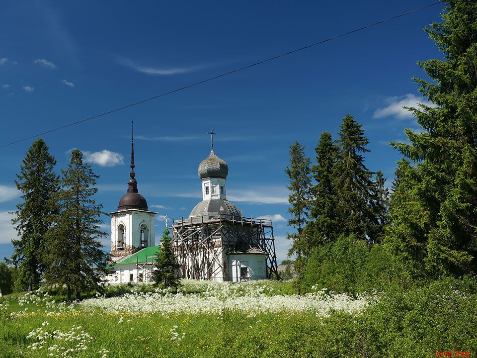 Морщихинская (Лёкшмозеро). Церковь Петра и Павла. фасады