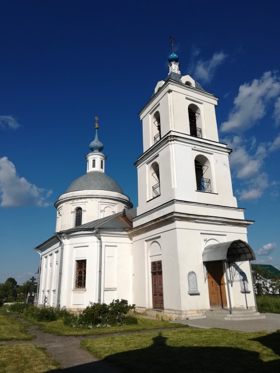 Церковь Введения во храм Пресвятой Богородицы, Фроловское (Козельский район, Калужская область). фасады