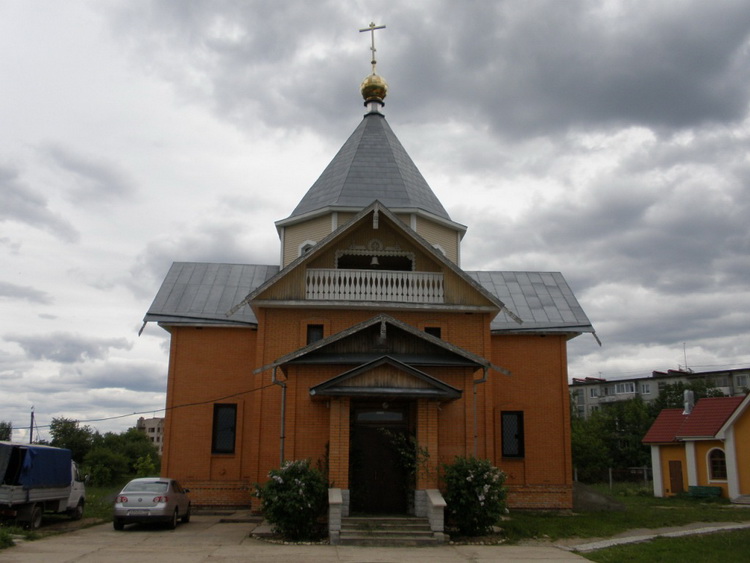 Балабаново. Церковь Иоанна Кронштадтского. фасады, Вид  с  запада