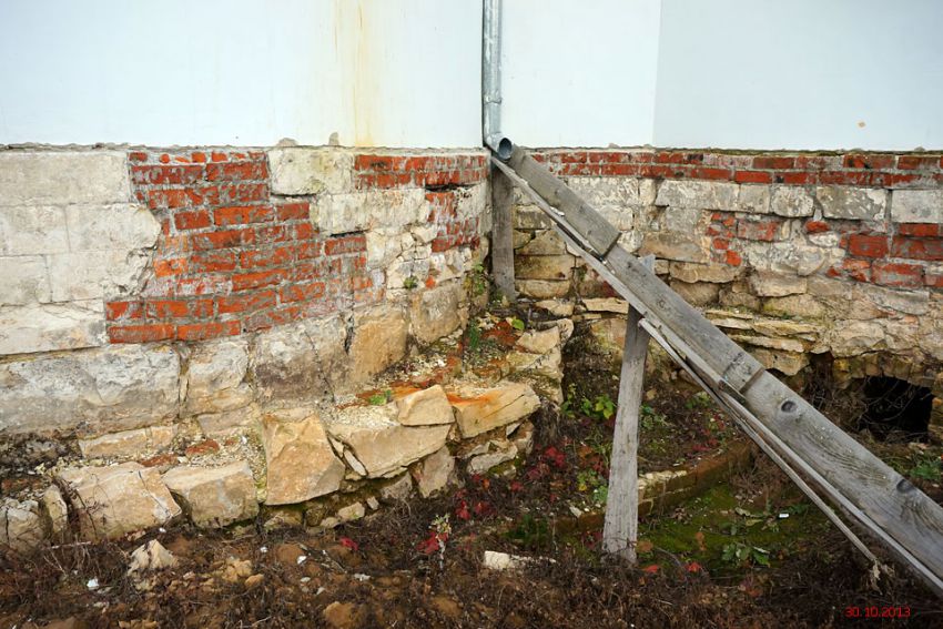 Церковь Спаса Нерукотворного Образа, Курыничи (Козельский район, Калужская область). архитектурные детали
