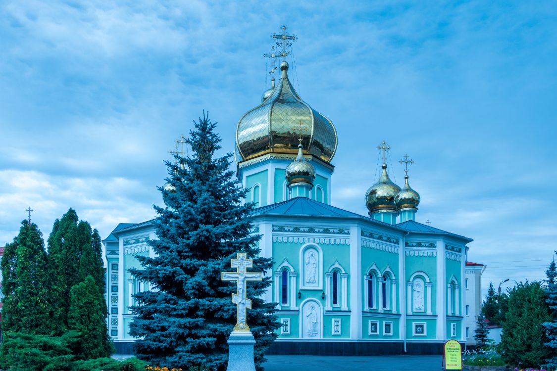 Кафедральный собор Симеона Верхотурского, Челябинск (Челябинск, город, Челябинская область). фасады