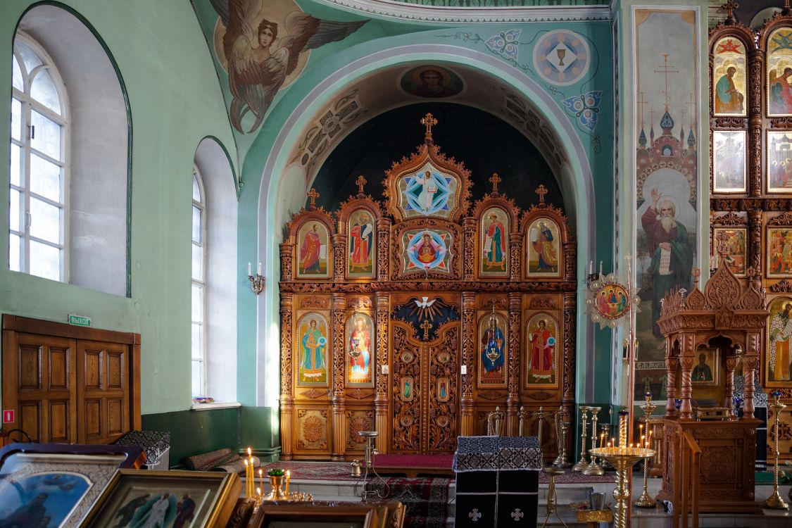 Челябинск. Церковь Троицы Живоначальной. интерьер и убранство