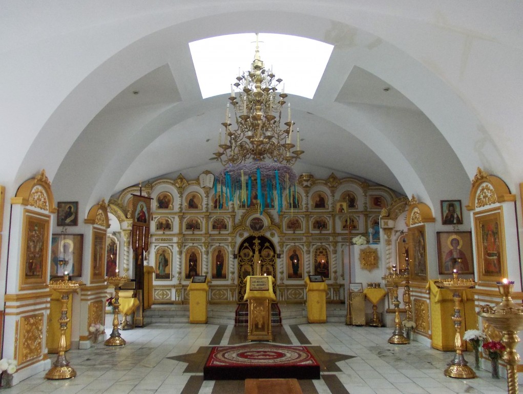 Церковь Успения Пресвятой Богородицы, Владивосток (Владивосток, город, Приморский край). интерьер и убранство