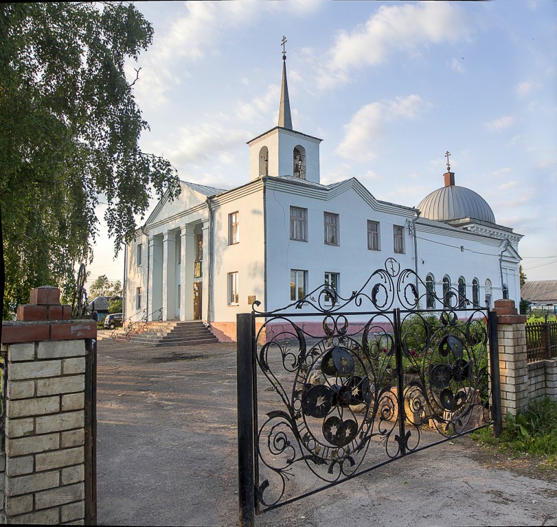 Бутурлино. Церковь Сергия Радонежского. фасады