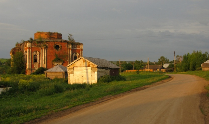 Кочуново. Церковь Покрова Пресвятой Богородицы. общий вид в ландшафте, автор Клочков Павел