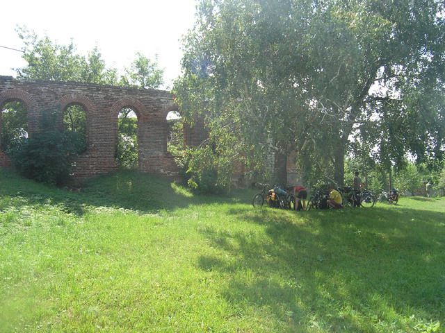 Сурадеево. Церковь Воскресения Словущего. фасады, Трапезная часть снаружи