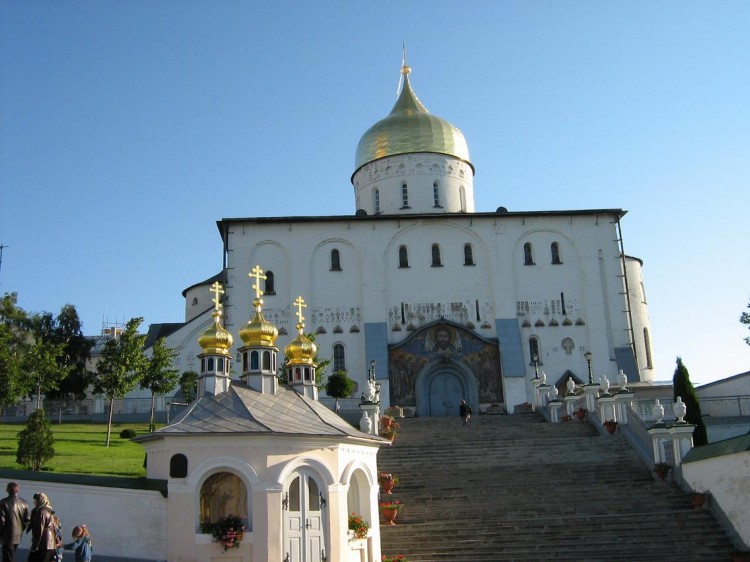 Почаев. Успенская Почаевская Лавра. фасады