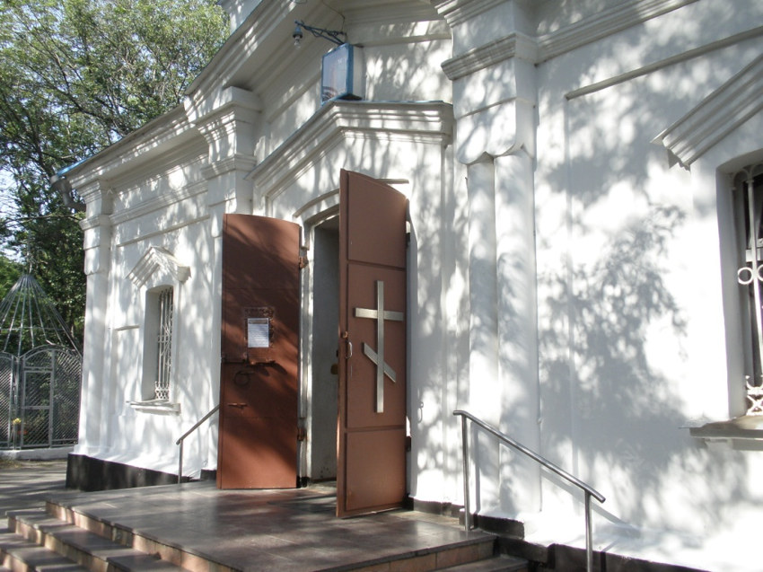 Церковь Всех Святых на старом кладбище, Таганрог (Таганрог, город, Ростовская область). архитектурные детали, Вход в притвор