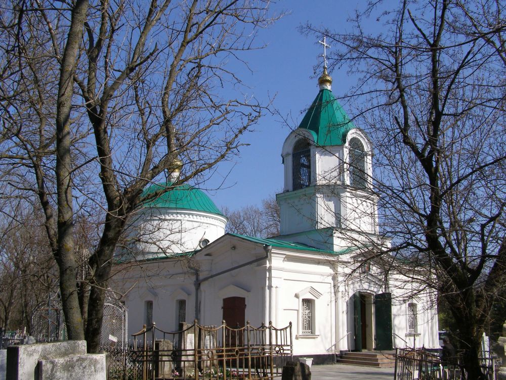 Таганрог. Церковь Всех Святых на старом кладбище. общий вид в ландшафте, Вид с северо-запада