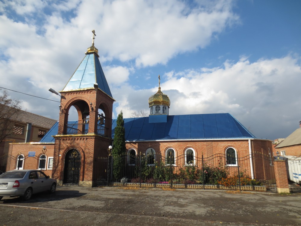 Таганрог. Церковь Рождества Пресвятой Богородицы в Северном. фасады