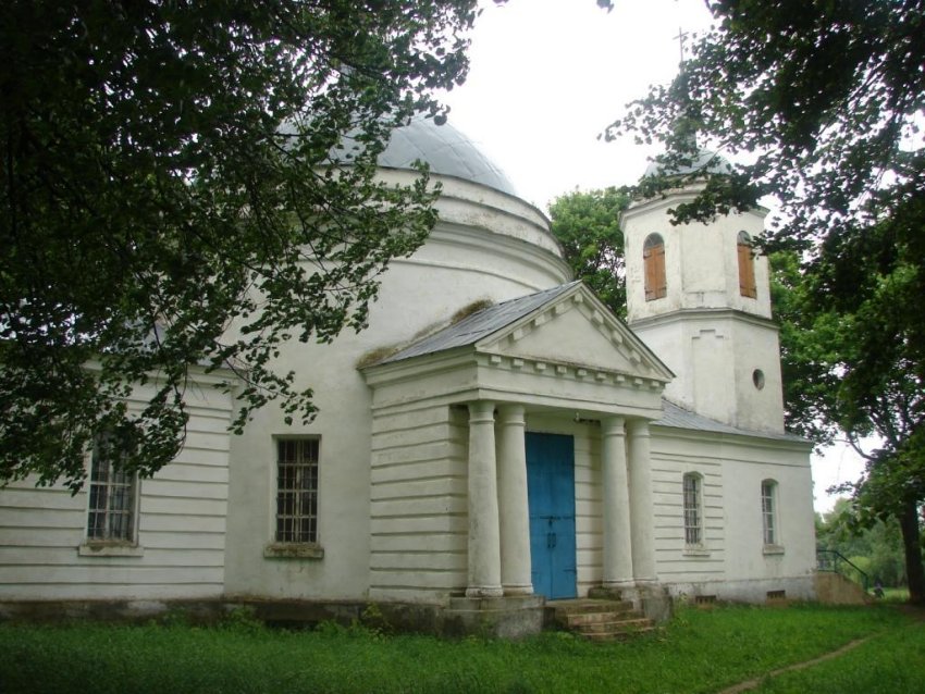 Церковь Воздвижения Креста Господня, Курчичи (Мглинский район, Брянская область). фасады