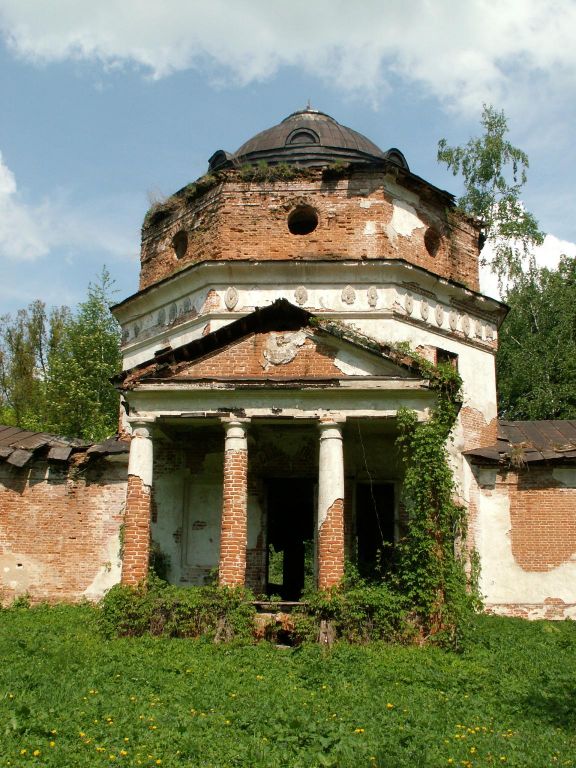 Церковь Покрова Пресвятой Богородицы, Новая Романовка (Мглинский район, Брянская область). фасады