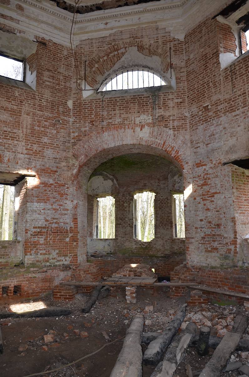 интерьер и убранство. Церковь Покрова Пресвятой Богородицы, Новая Романовка (Мглинский район, Брянская область)