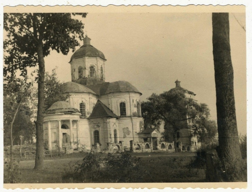 Понуровка. Церковь Рождества Пресвятой Богородицы. архивная фотография, Фото 1942 г. с аукциона e-bay.de