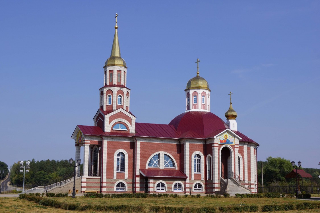 Десятуха. Церковь Георгия Победоносца. фасады