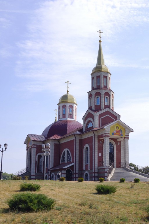 Церковь Георгия Победоносца, Десятуха (Стародубский район и г. Стародуб, Брянская область). фасады