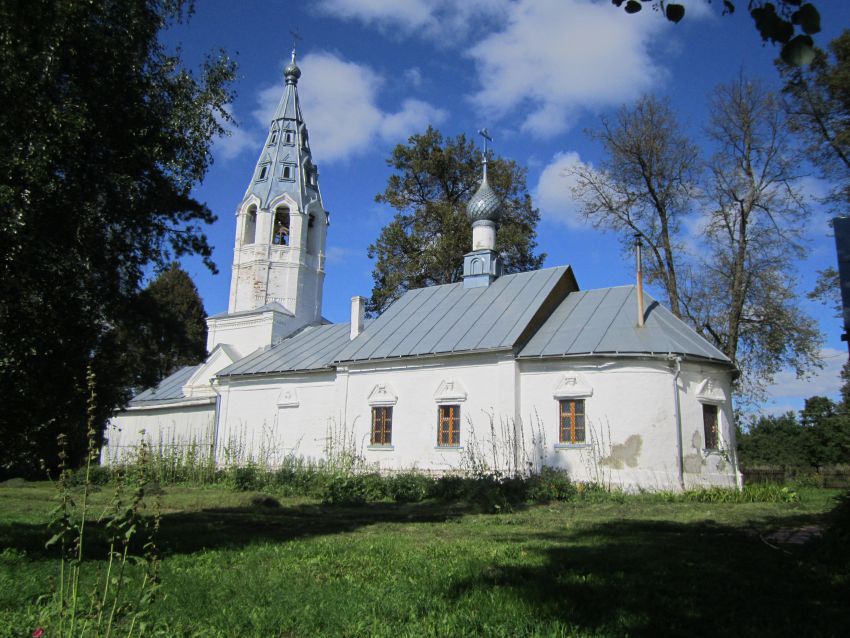 Церковь Михаила Архангела, Красноармейское (Шуйский район, Ивановская область). фасады