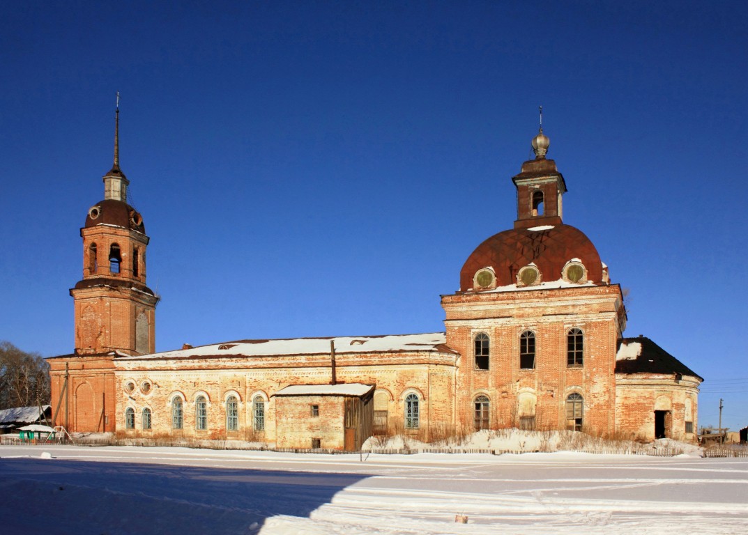 Церковь Благовещения Пресвятой Богородицы, Васильевское (Немский район, Кировская область). фасады, Вид с юга