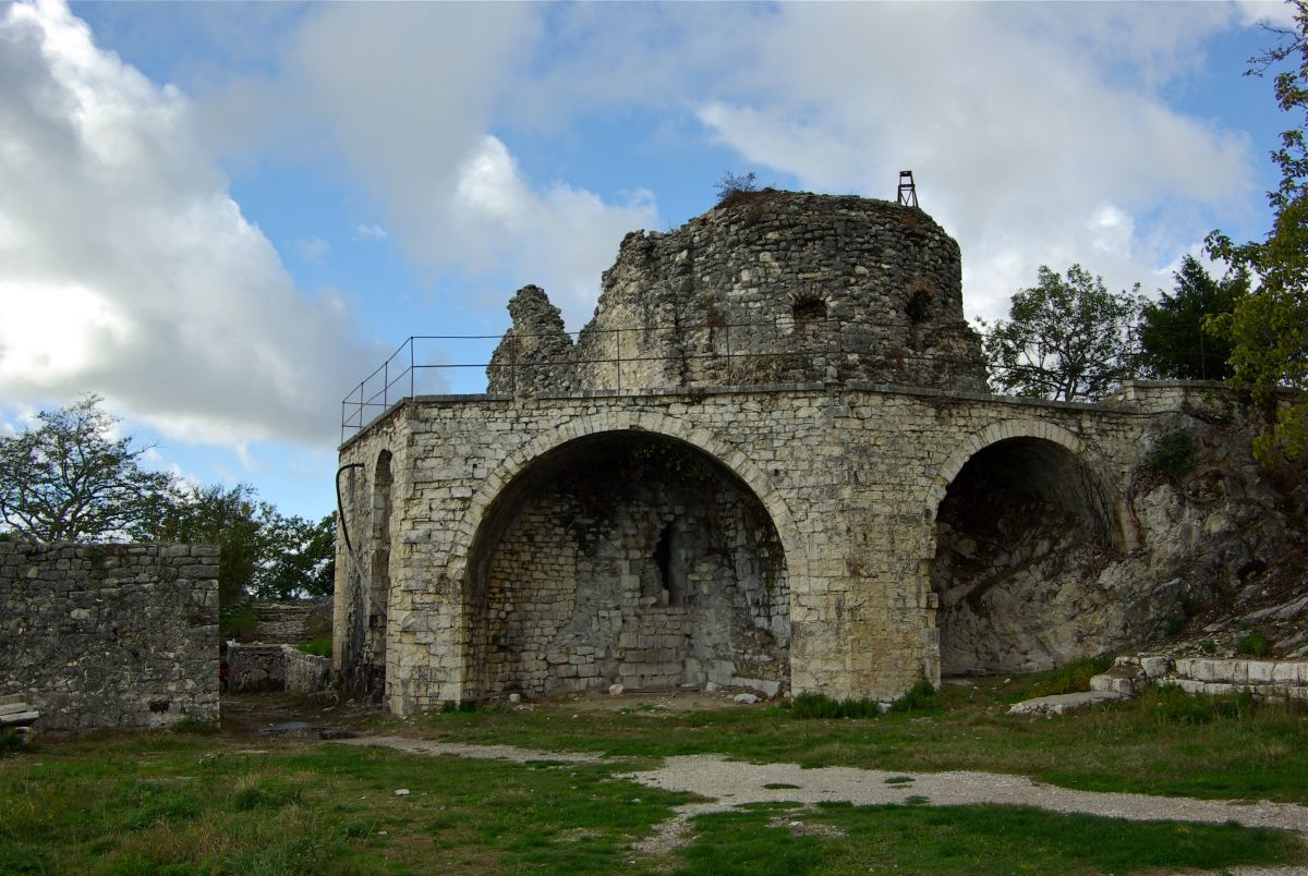 Церковь Феодора, Новый Афон (Абхазия, Прочие страны). фасады