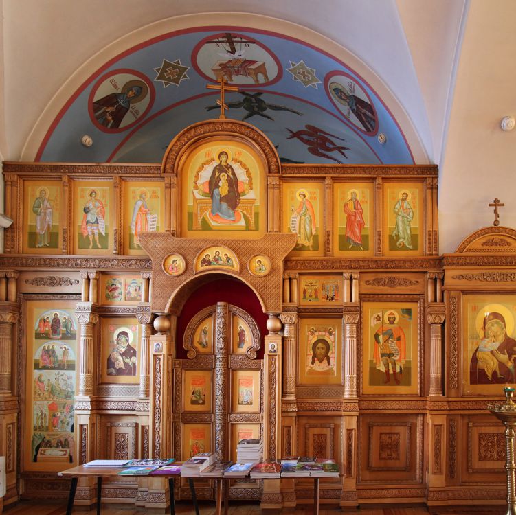 Церковь Казанской иконы Божией Матери, Сосенки (Новомосковский административный округ (НАО), г. Москва). интерьер и убранство, Придел Александра Невского