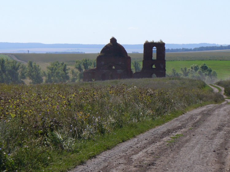 Церковь Казанской иконы Божией Матери, Лукинка, урочище (Бавлинский район, Республика Татарстан). фасады