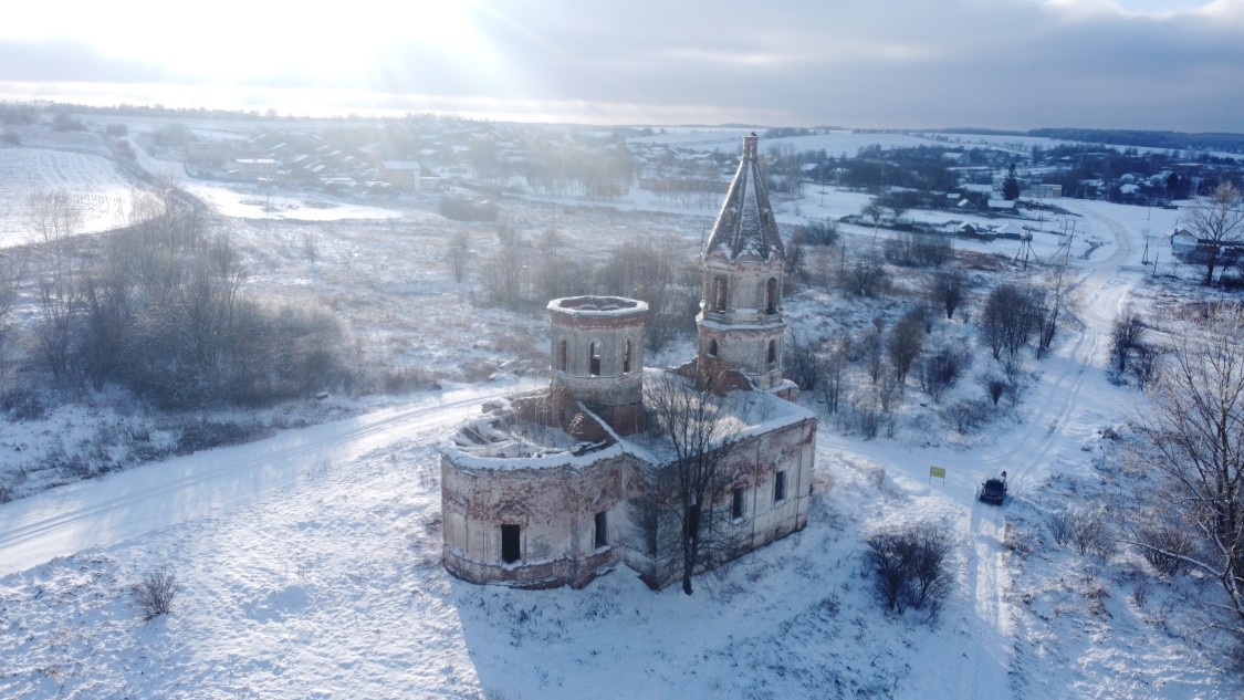 Церковь Троицы Живоначальной, Холостой Майдан (Вадский район, Нижегородская область). общий вид в ландшафте