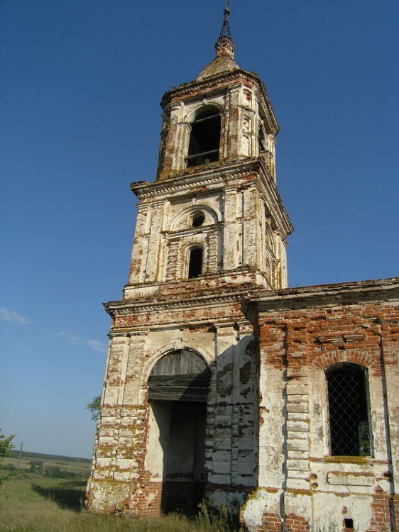 Вазьян. Церковь Николая Чудотворца. фасады, Вид с южной стороны: колокольня