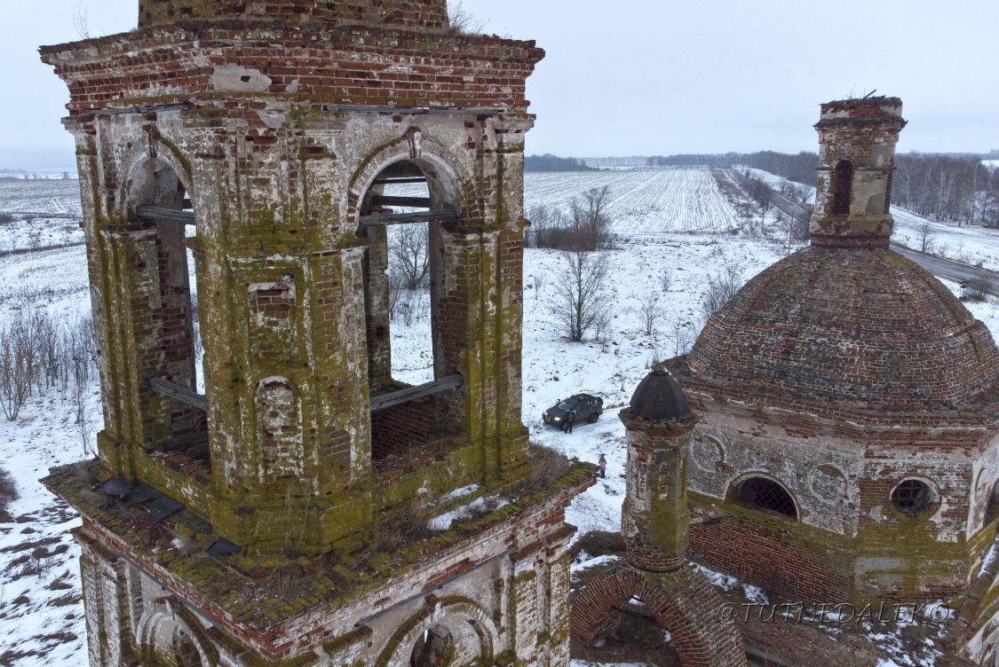 Церковь Николая Чудотворца, Вазьян (Вадский район, Нижегородская область). архитектурные детали