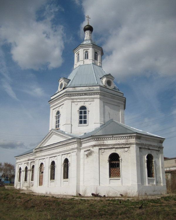 Церковь Успения Пресвятой Богородицы, Ягодное (Перевозский район, Нижегородская область). общий вид в ландшафте, Вид с юго-запада