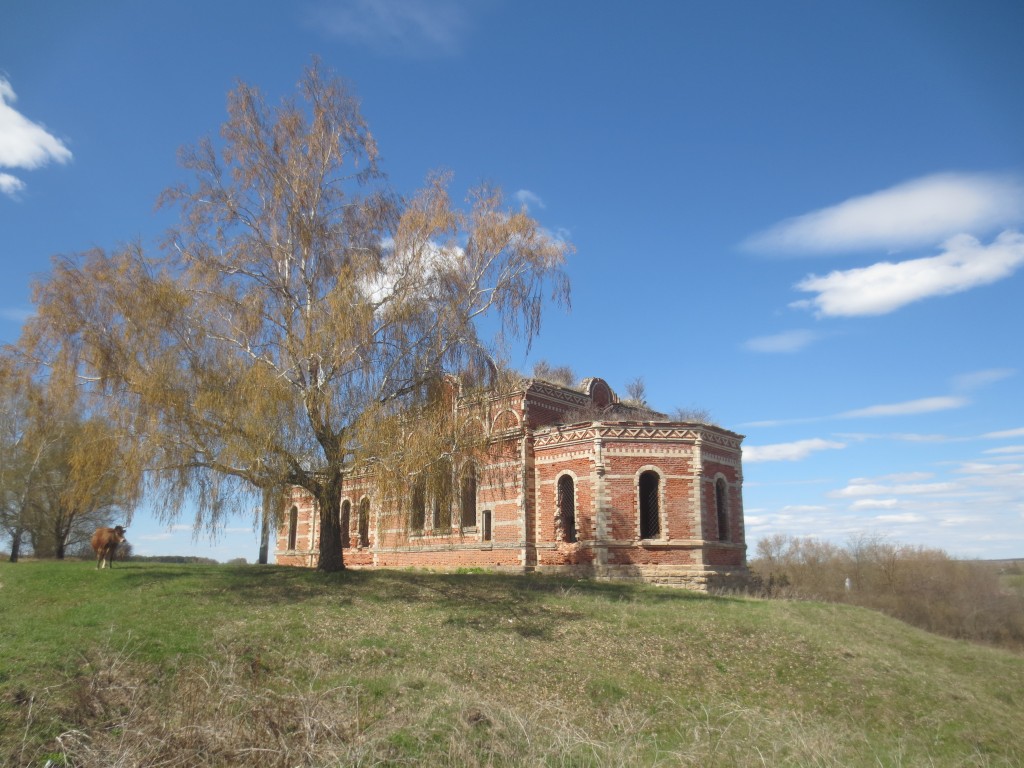 Церковь Казанской иконы Божией Матери (?), Сунеево (Перевозский район, Нижегородская область). общий вид в ландшафте
