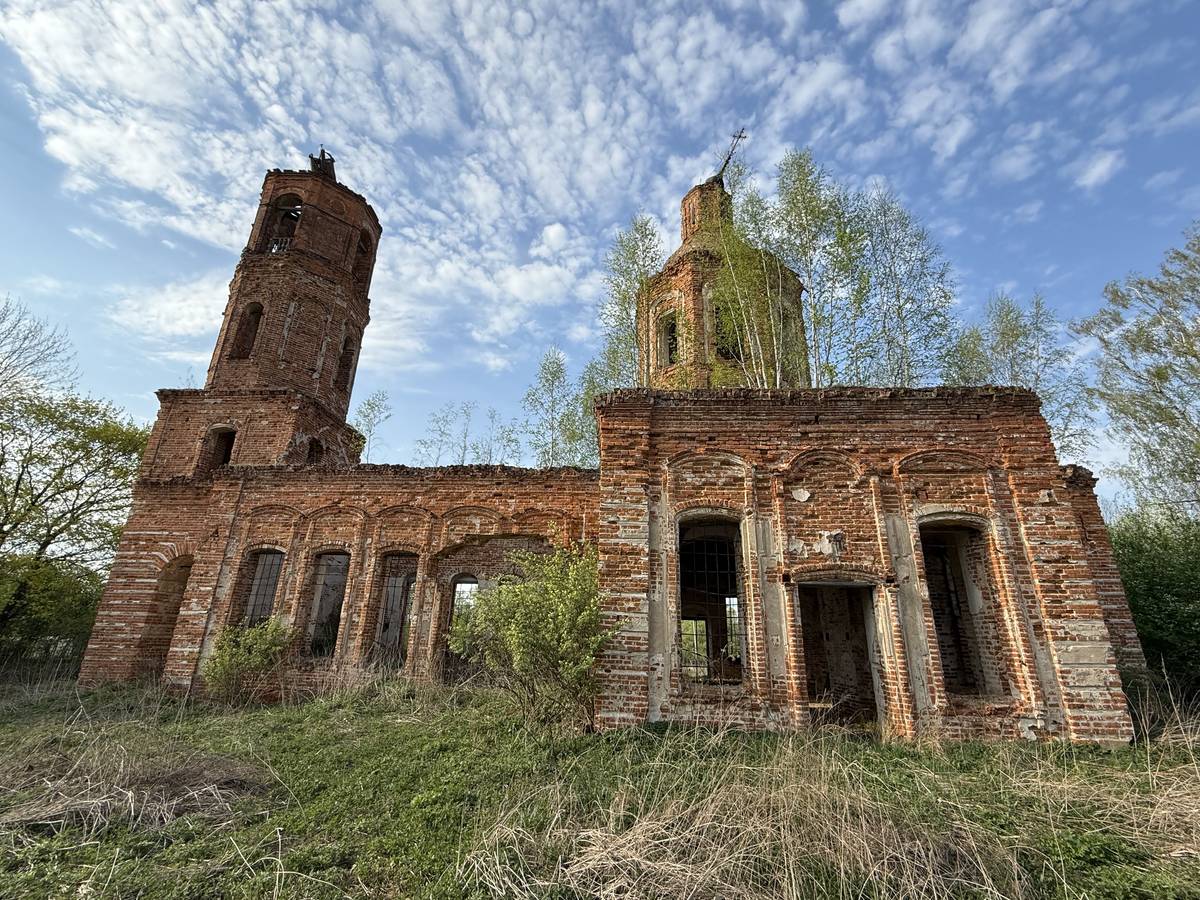 Церковь Успения Пресвятой Богородицы, Висляево (Ферзиковский район, Калужская область). фасады, Вид с юга