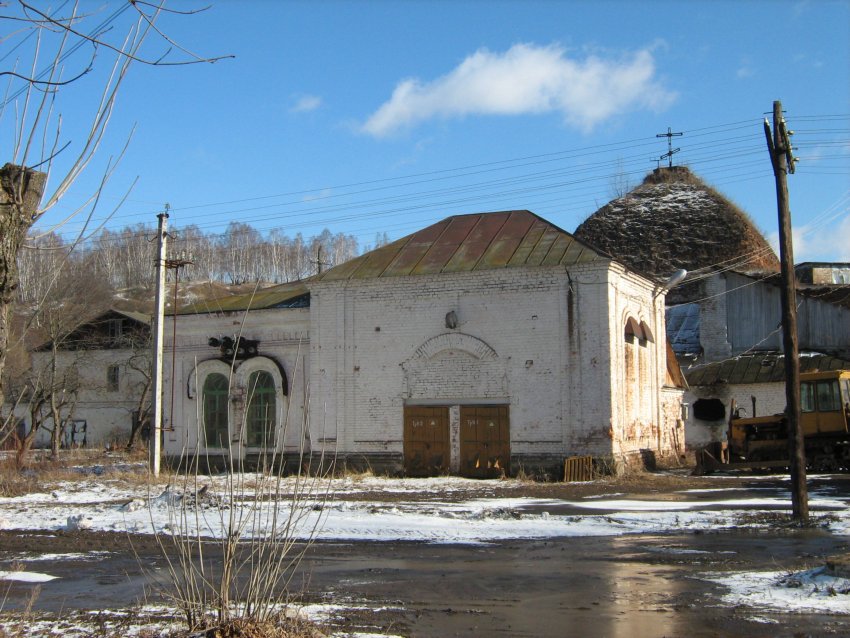 Церковь Петра и Павла, Дугна (Ферзиковский район, Калужская область). фасады
