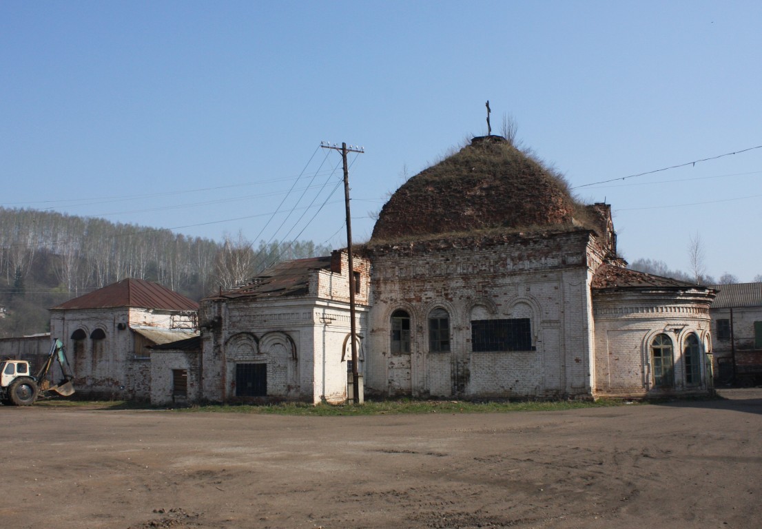 Церковь Петра и Павла, Дугна (Ферзиковский район, Калужская область). фасады
