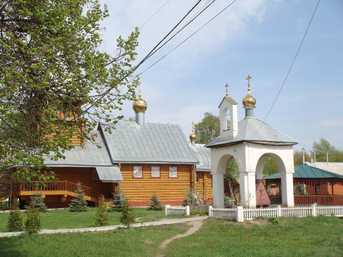 Николо-Одрин женский монастырь, Одрина (Карачевский район, Брянская область). фасады, Вид на храм и часовню